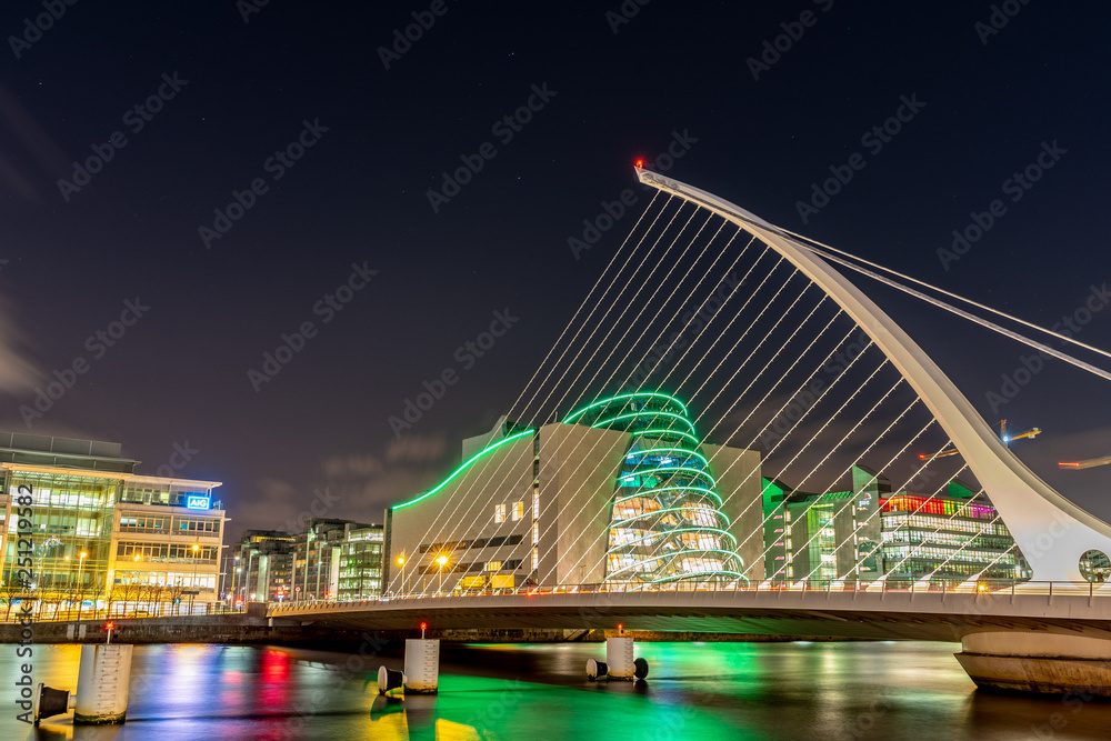 dublin at night